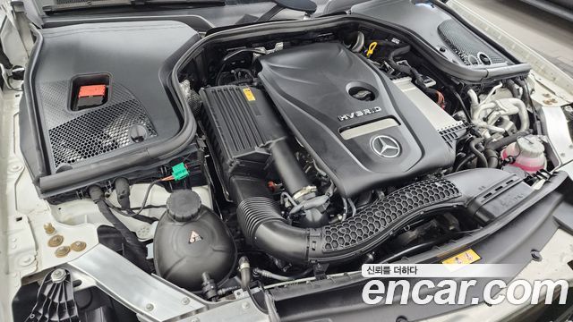 Mercedes-Benz E-Class E300e 4MATIC Exclusive