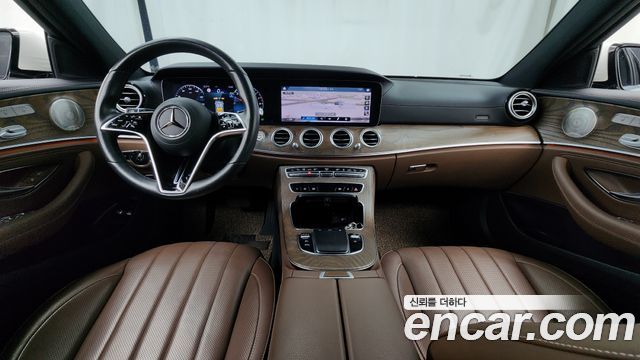 Mercedes-Benz E-Class E300e 4MATIC Exclusive
