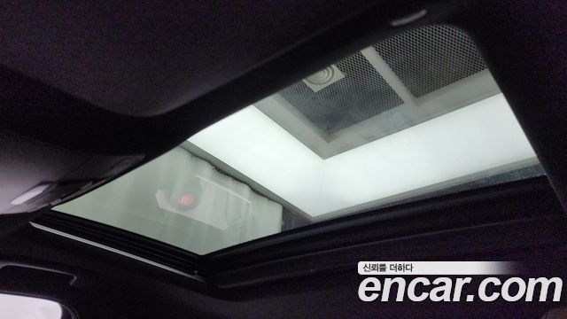Mercedes-Benz E-Class E300e 4MATIC Exclusive