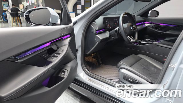 BMW 5-Series 530i xDrive M Sport