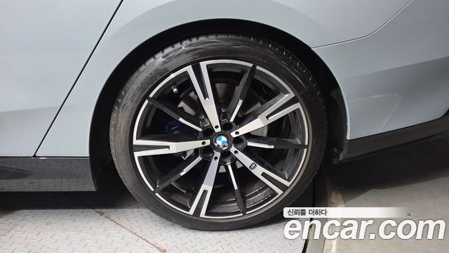 BMW 5-Series 530i xDrive M Sport