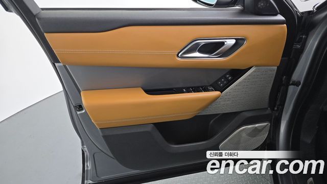 Land Rover Range Rover Velar 3.0 D300 R-Dynamic HSE