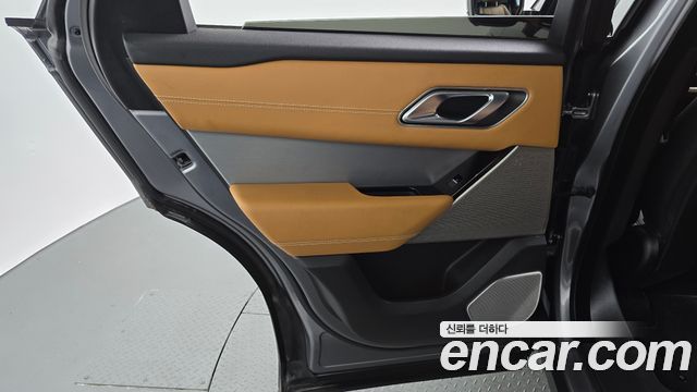 Land Rover Range Rover Velar 3.0 D300 R-Dynamic HSE