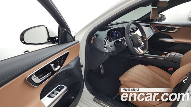Mercedes-Benz E-Class E200 AMG Line