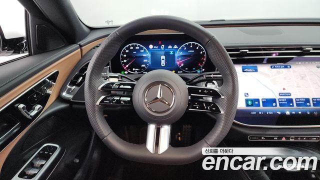 Mercedes-Benz E-Class E200 AMG Line