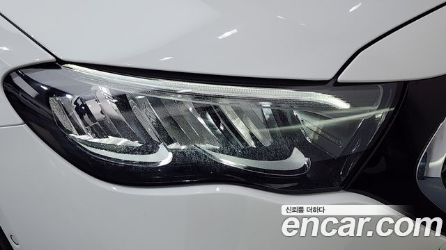 Mercedes-Benz E-Class E200 AMG Line