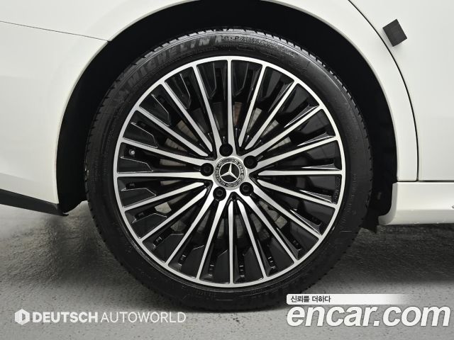 Mercedes-Benz E-Class E450 4MATIC Exclusive
