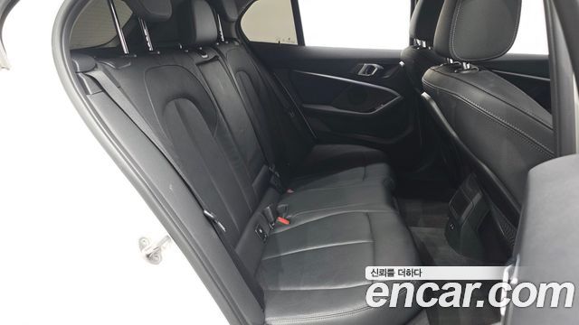 BMW 1-Series 120i Advantage
