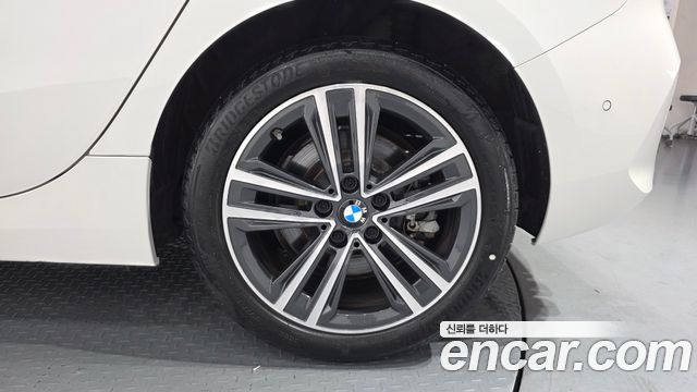 BMW 1-Series 120i Advantage