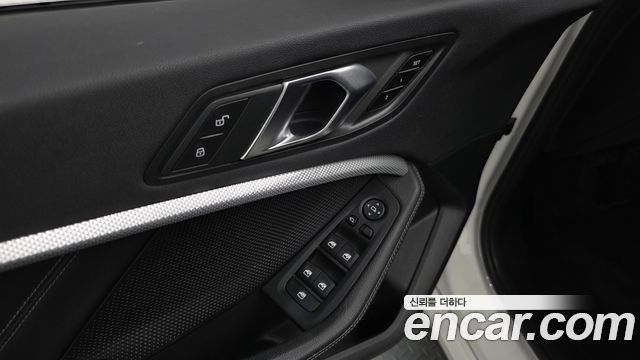 BMW 1-Series 120i Advantage