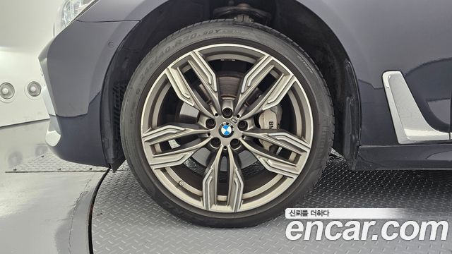 BMW 7-Series 730Ld xDrive M Sport