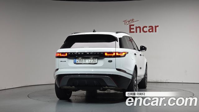 Land Rover Range Rover Velar 2.0 P250 R-Dynamic SE