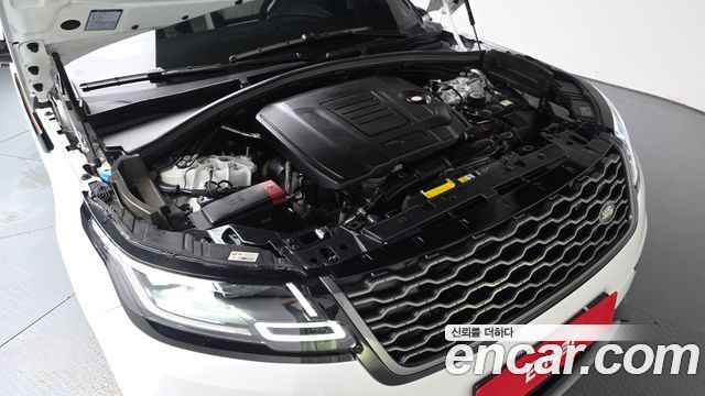 Land Rover Range Rover Velar 2.0 P250 R-Dynamic SE