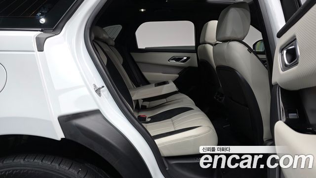 Land Rover Range Rover Velar 2.0 P250 R-Dynamic SE