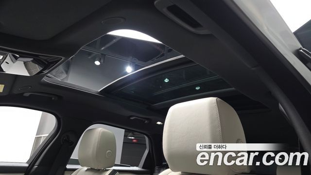 Land Rover Range Rover Velar 2.0 P250 R-Dynamic SE