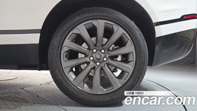 Land Rover Range Rover Velar 2.0 P250 R-Dynamic SE