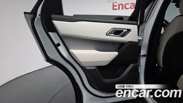 Land Rover Range Rover Velar 2.0 P250 R-Dynamic SE