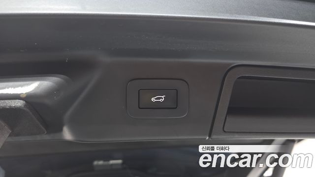 Land Rover Range Rover Velar 2.0 P250 R-Dynamic SE