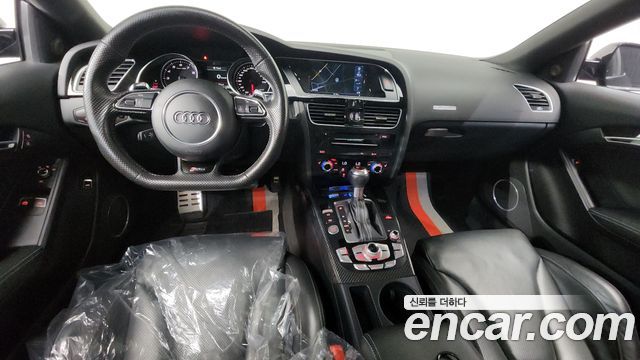 Audi RS5 4.2 FSI Quattro
