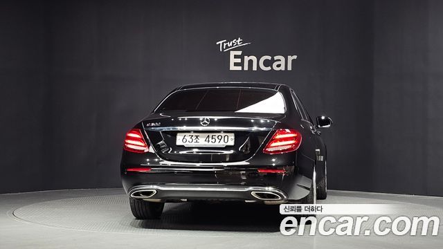 Mercedes-Benz E-Class E200 Avantgarde