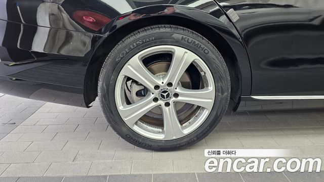 Mercedes-Benz E-Class E200 Avantgarde