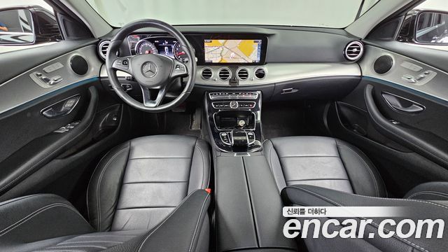 Mercedes-Benz E-Class E200 Avantgarde