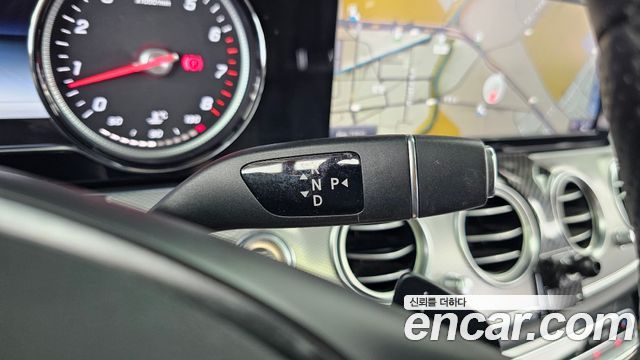 Mercedes-Benz E-Class E200 Avantgarde