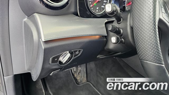 Mercedes-Benz E-Class E200 Avantgarde