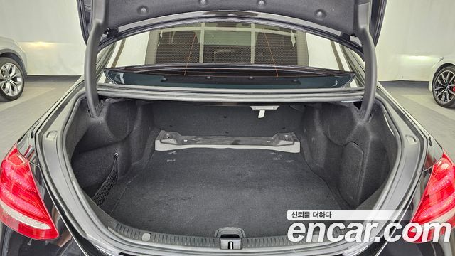 Mercedes-Benz E-Class E200 Avantgarde