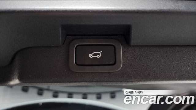Land Rover Discovery 3.0 SD6 SE