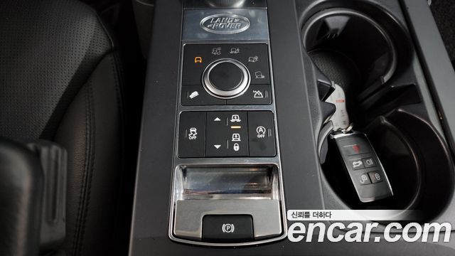 Land Rover Discovery 3.0 SD6 SE