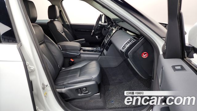 Land Rover Discovery 3.0 SD6 SE