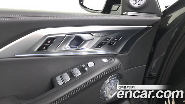 BMW XM 4.4 Lable
