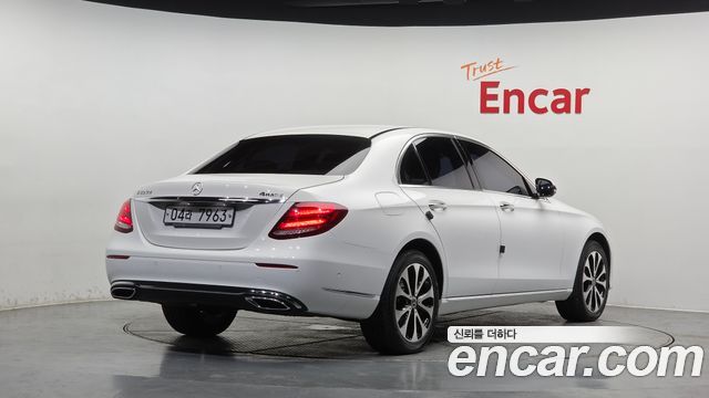 Mercedes-Benz E-Class E220d 4MATIC Exclusive