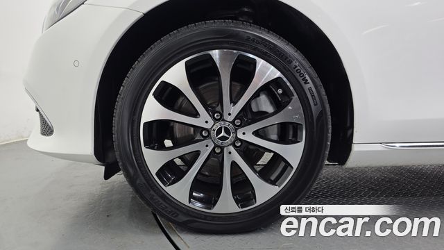 Mercedes-Benz E-Class E220d 4MATIC Exclusive