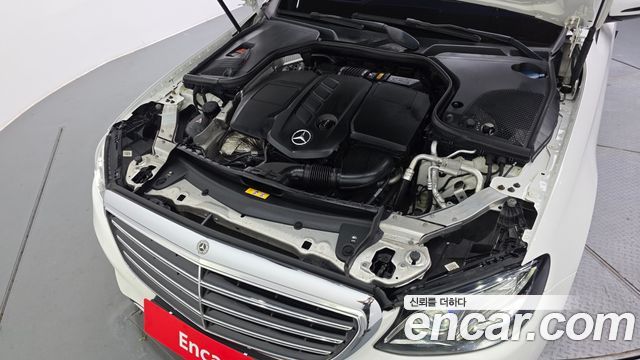 Mercedes-Benz E-Class E220d 4MATIC Exclusive