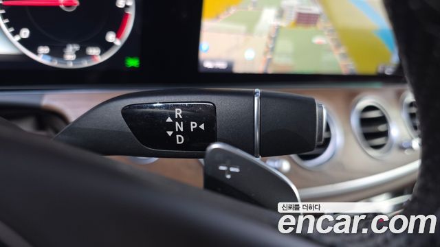 Mercedes-Benz E-Class E220d 4MATIC Exclusive