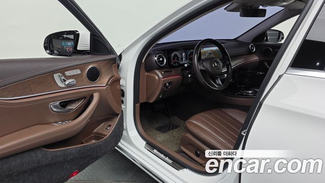 Mercedes-Benz E-Class E220d 4MATIC Exclusive