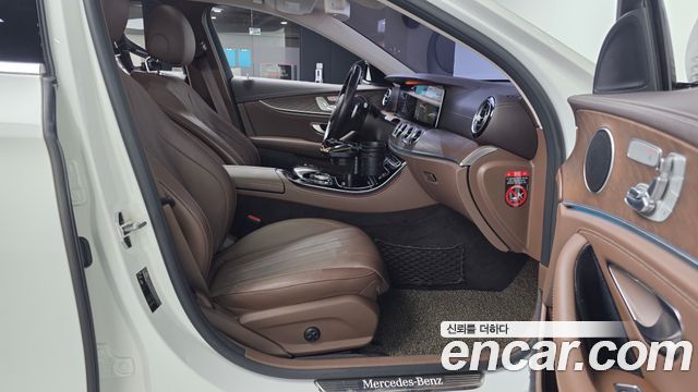 Mercedes-Benz E-Class E220d 4MATIC Exclusive