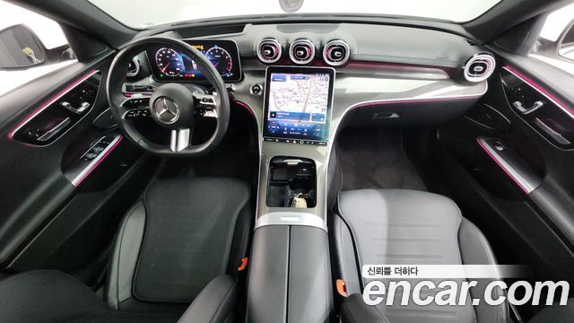Mercedes-Benz C-Class C300 4MATIC AMG Line