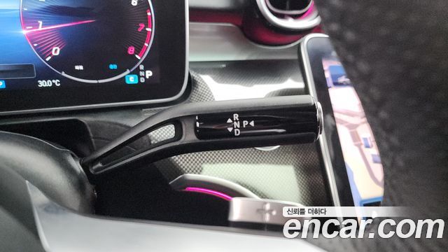 Mercedes-Benz C-Class C300 4MATIC AMG Line