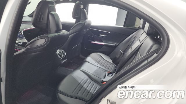 Mercedes-Benz C-Class C300 4MATIC AMG Line