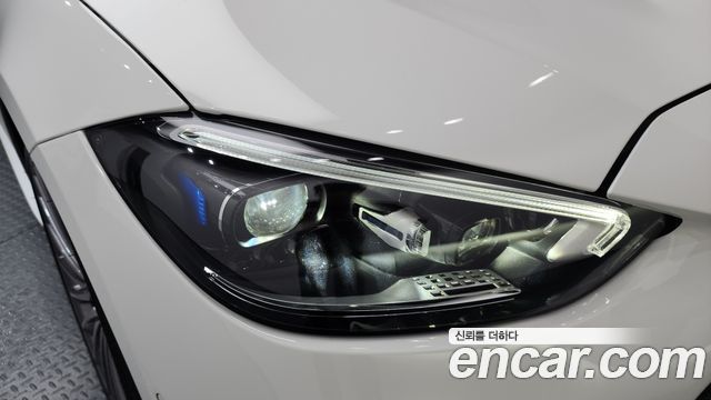 Mercedes-Benz C-Class C300 4MATIC AMG Line