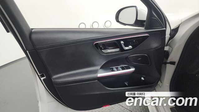 Mercedes-Benz C-Class C300 4MATIC AMG Line