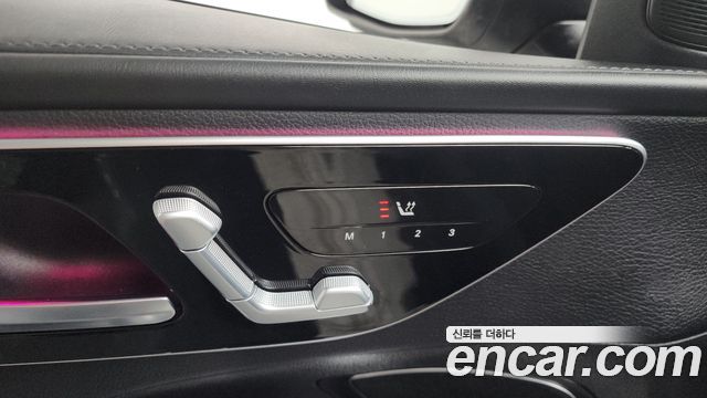 Mercedes-Benz C-Class C300 4MATIC AMG Line