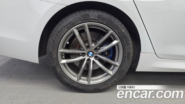 BMW 5-Series 530i M Sport Package