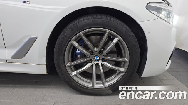 BMW 5-Series 530i M Sport Package
