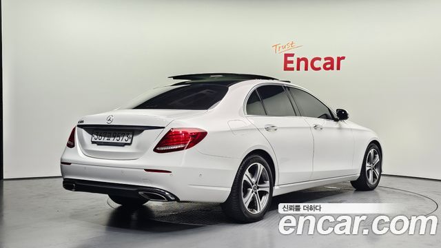 Mercedes-Benz E-Class E300 Avantgarde