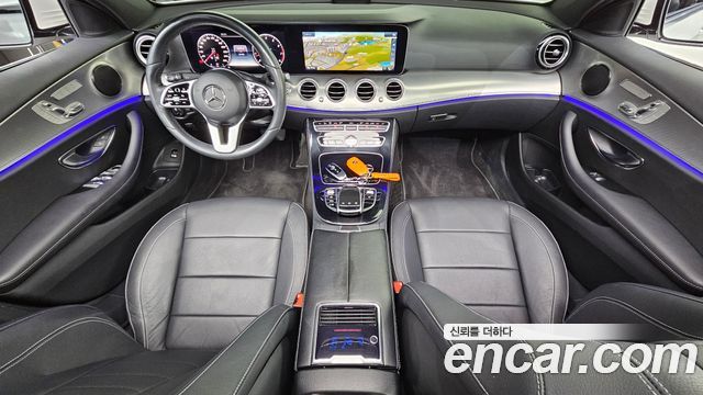 Mercedes-Benz E-Class E300 Avantgarde