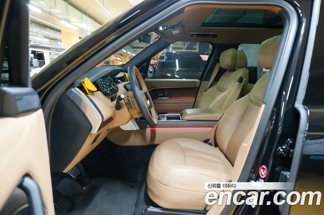 Land Rover Range Rover P530 Autobiography Long Wheel Base